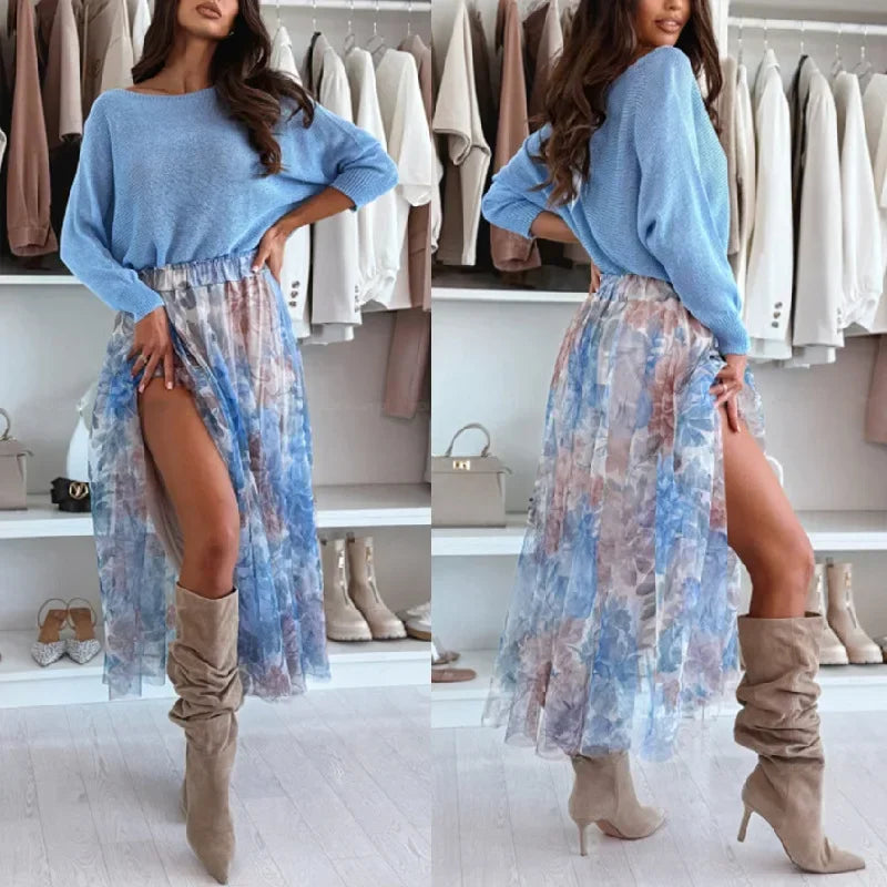Conjunto Céu de Lis™ com Tricô Azul e Saia Floral Esvoaçante / A Expressão da Feminilidade com Elegância Suave!