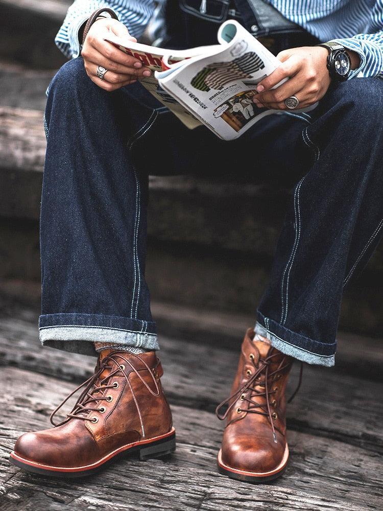 Bota Masculina em Couro Artesanal- ClassicMen / O Estilo do Homem Clássio Unidos em uma única Bota!!!