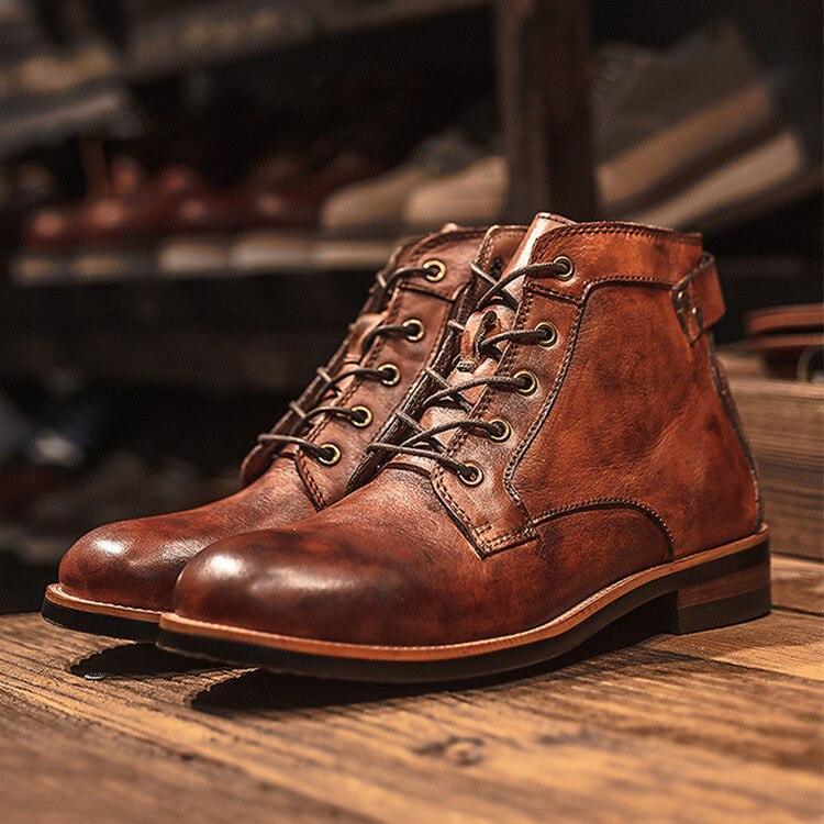 Bota Masculina em Couro Artesanal- ClassicMen / O Estilo do Homem Clássio Unidos em uma única Bota!!!