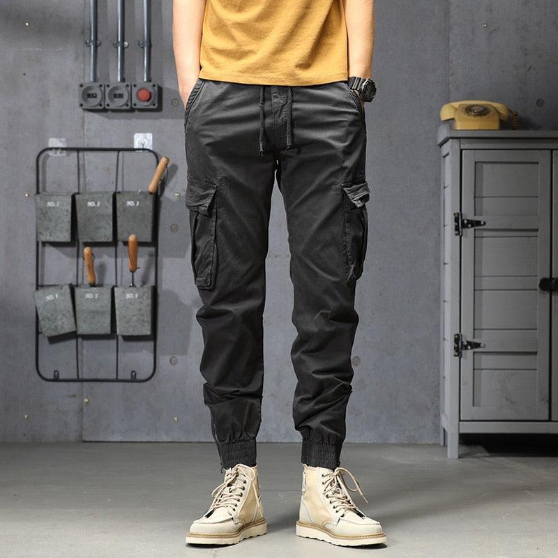 Calça Cargo Elite™ com Design Tático / A calça do homem que adora se aventurar!