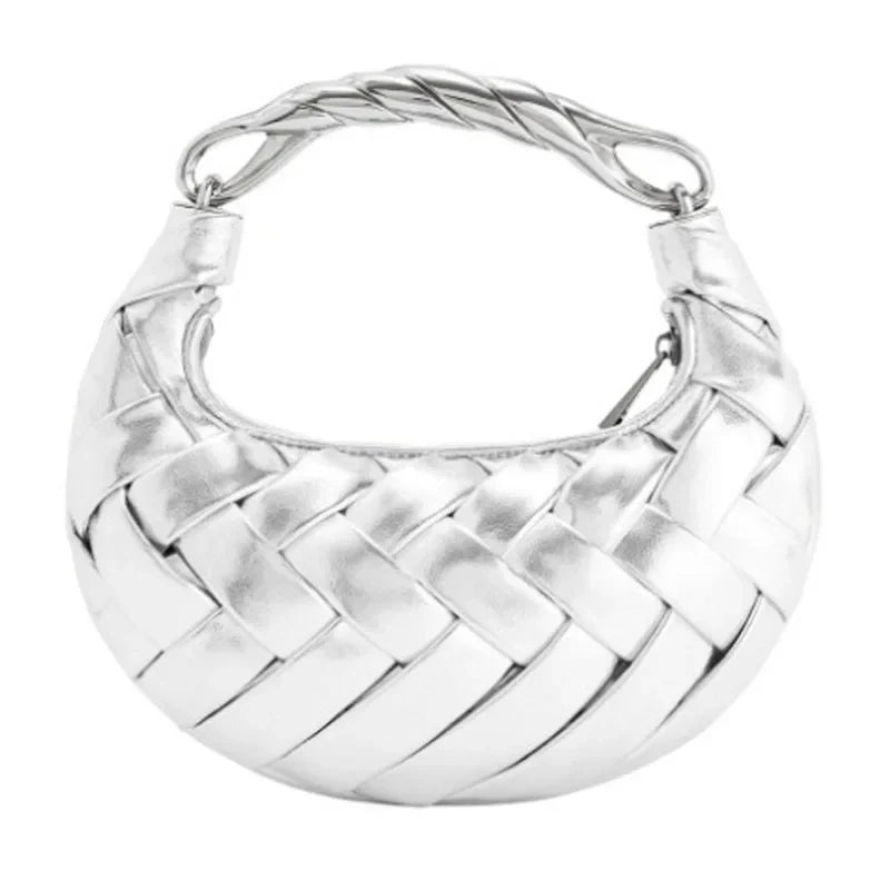Bolsa Bellucci™ em Trama de Couro Artesanal com Design Meia-Lua / Elegância Contemporânea em Cada Ocasião!