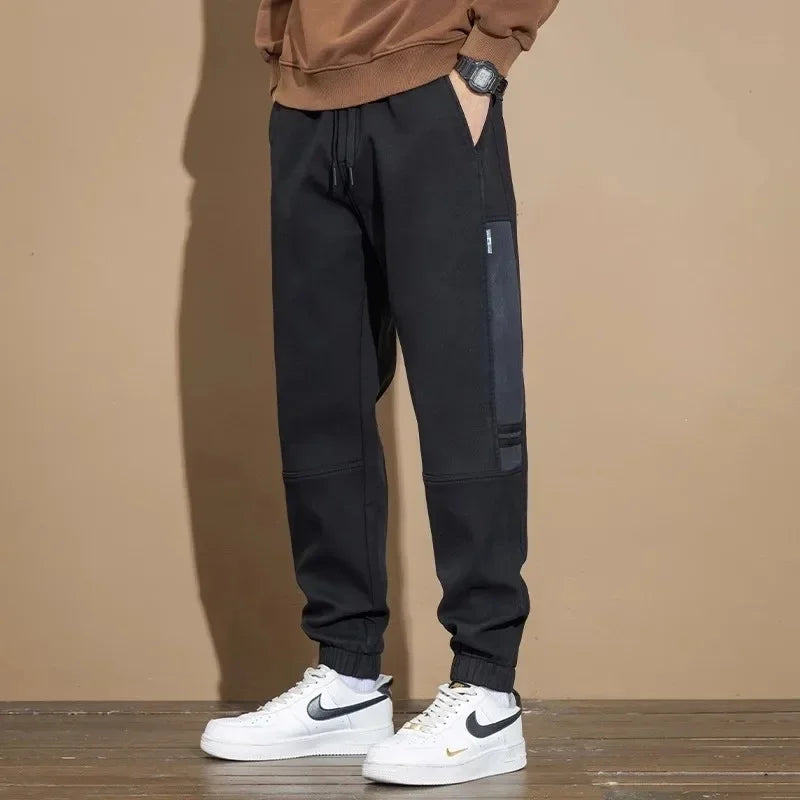 Calça Jogger Axis™ em Moletom Premium / Conforto Máximo com Visual Urbano para Sua Rotina Dinâmica!