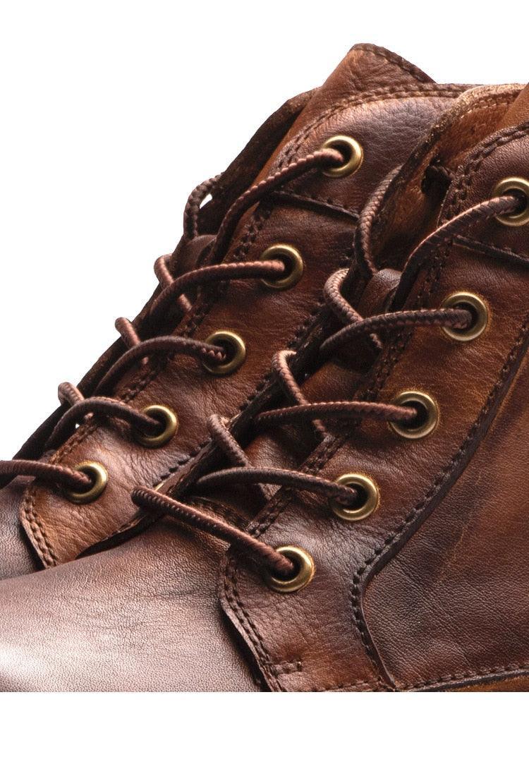 Bota Masculina em Couro Artesanal- ClassicMen / O Estilo do Homem Clássio Unidos em uma única Bota!!!