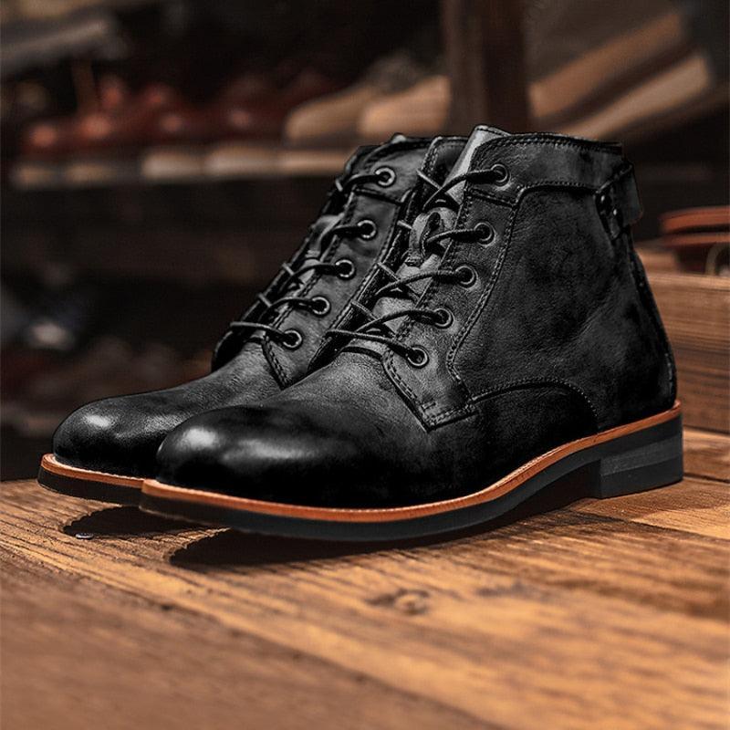 Bota Masculina em Couro Artesanal- ClassicMen / O Estilo do Homem Clássio Unidos em uma única Bota!!!