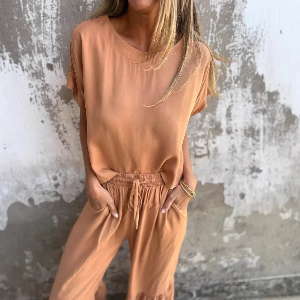 Conjunto Lucille™ com Toque Artesanal e Barra Detalhada / O Minimalismo Sofisticado que Vai Além do Básico!