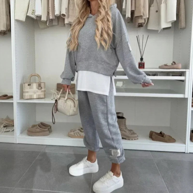 Conjunto Moletom Lara Belle™ com Efeito de Dupla Camada / Visual Moderno com Toque de Delicadeza!