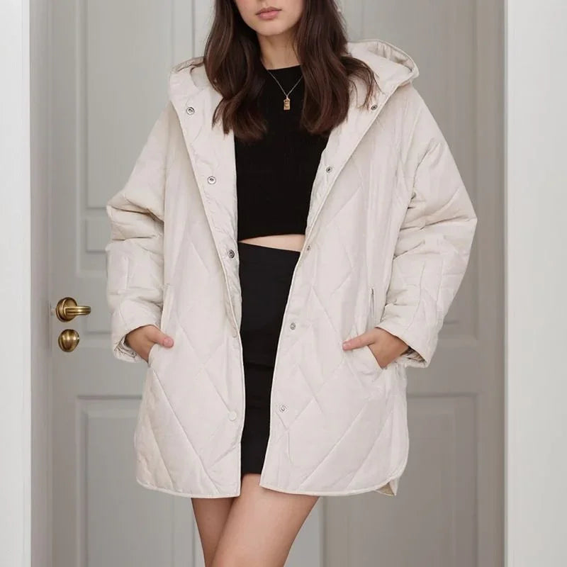 Casaco Mirella™ Estilo Parka com Matelassê Aconchegante / Aconchego Feminino com Estilo Contemporâneo para Enfrentar o Inverno com Classe!