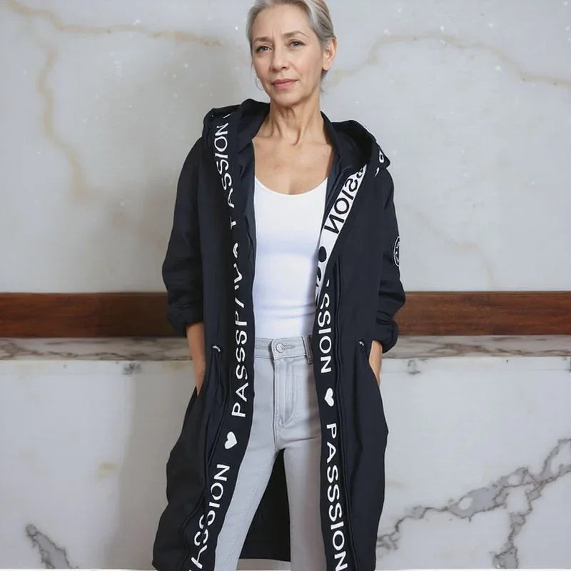 Casaco Fashion Passion™ com Acabamento Liso e Enchimento Matelassado / Para Mulheres que Valorizam Conforto e Um Toque Fashion.