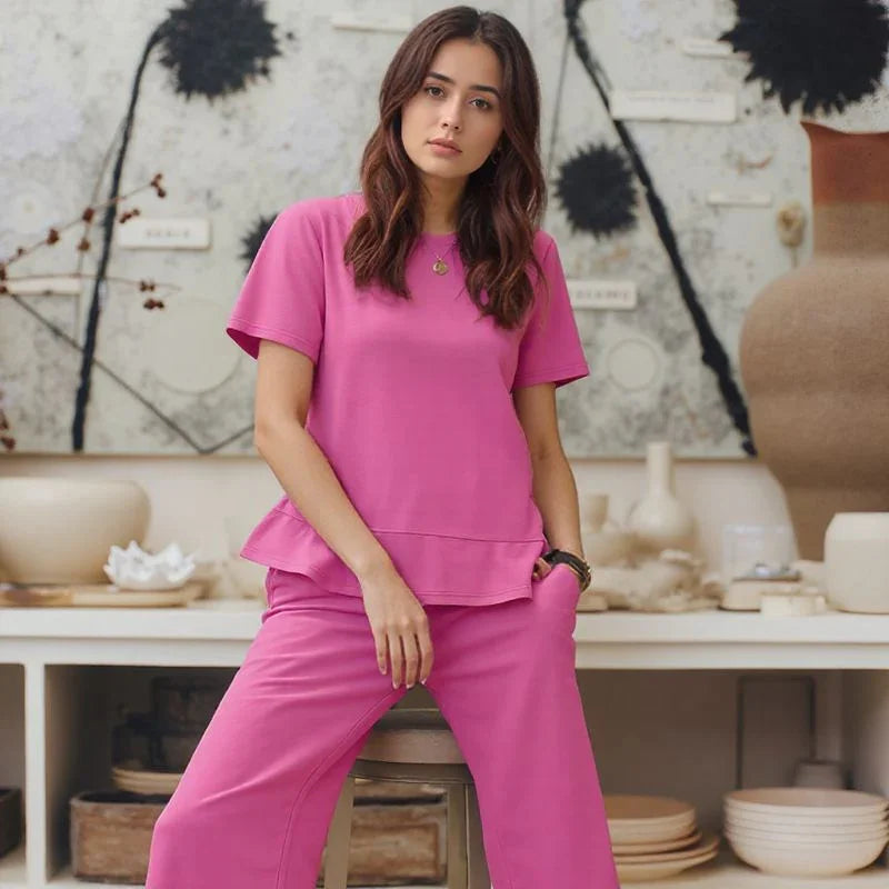 Conjunto Lounge Capri™ em Malha Premium com Calça Pantalona e Blusa Soltinha / O Companheiro Perfeito para Viagens, Passeios e Dias de Conforto Chic!