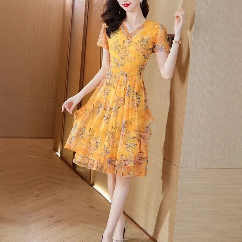 Vestido Bellevoile™ em Popelina Floral com Movimento Leve / A Delicadeza Rara que Brilha em Qualquer Estação!