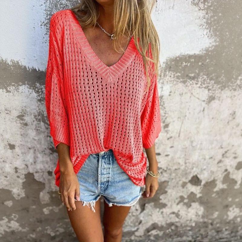 Blusa Luma™ em Crochê Artesanal com Gola V / Para Mulheres que Irradiam Charme sem Esforço!