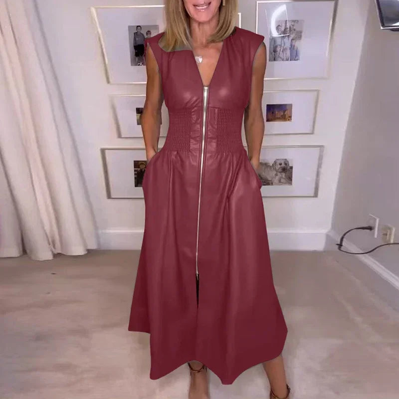 Vestido Imperium™ em Couro com Cintura Franzida Modeladora / Poder, Estilo e Sofisticação em uma Única Peça!