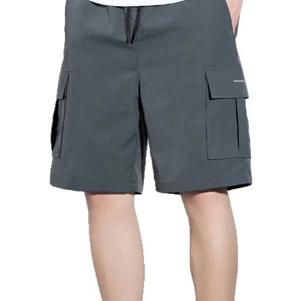 [COMPRE 2, LEVE 4] Shorts Leon™ em Malha Gelada com Bolsos Cargo / Design utilitário com frescor imbatível!