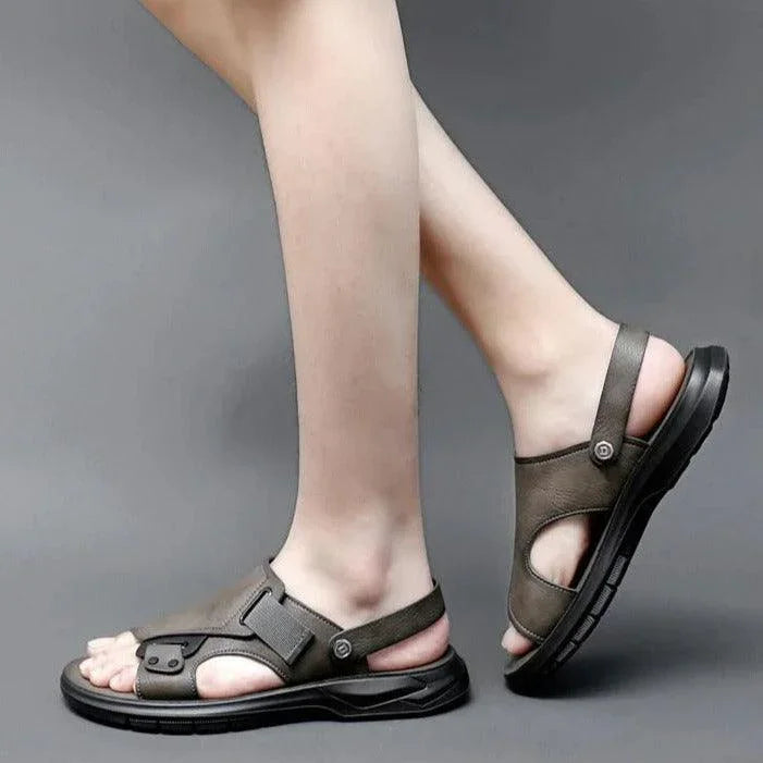 Sandália Masculina Fênix™ em Couro Genuíno / A Sua Melhor Escolha em Conforto, Estilo e Praticidade!