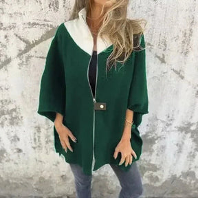 Casaco Georgia Flair™ com Gola Contrastante e Modelagem Ampla / A Sofisticação Urbana em sua Versão Mais Autêntica!