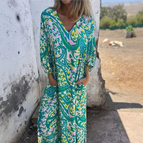 Vestido CapriArte™ em Malha de Viscose com Visual Artístico / Viva Seus Dias com Cor e Liberdade!