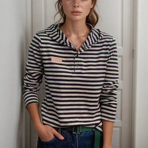 [COMPRE 1 E LEVE 2] Moletom Juliette™ com Capuz e Listras Atemporais / Um Clássico Casual que Nunca Sai de Moda!