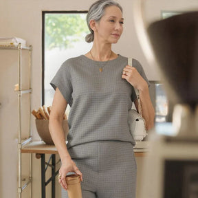 Conjunto de Blusa e Calça Novara™ com Tecido Texturizado e Design Moderno Versátil