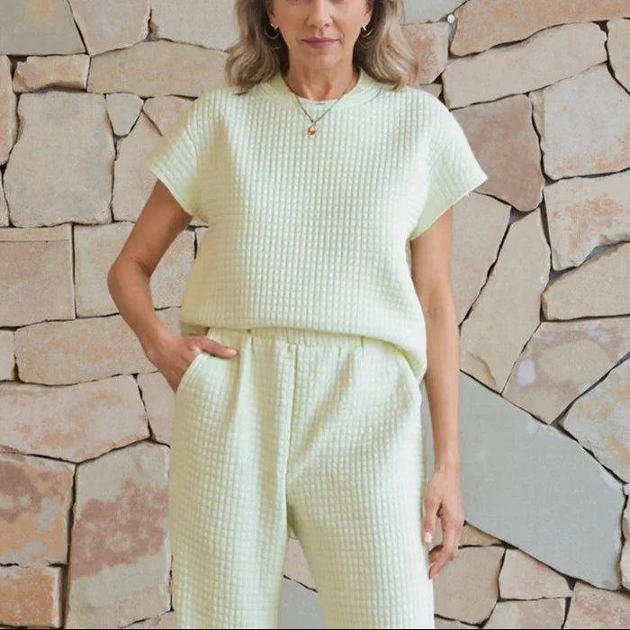 Conjunto de Blusa e Calça Novara™ com Tecido Texturizado e Design Moderno Versátil