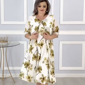 Vestido Magnolia Belle™ com Dupla Camada e Estampa Floral Aérea / Elegância Eterna em um Toque de Leveza e Movimento!