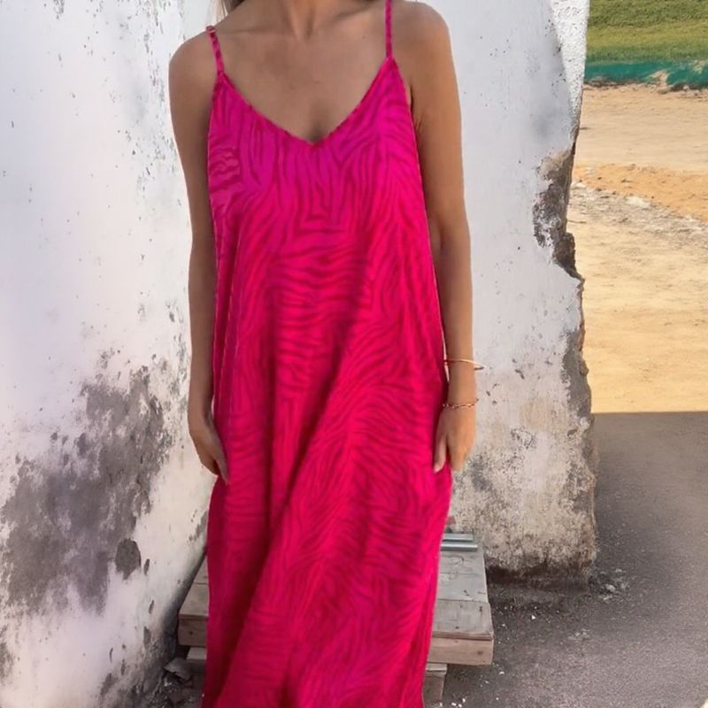 Vestido Zaya™ em Viscose Fria com Alças Delicadas Ajustáveis / Leveza absoluta com caimento confortável e elegante!