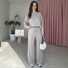 Conjunto em Moletom Hermoza™ Tecido Macio com acabamento Aveludado / Minimalismo Sofisticado para Todos os Dias!