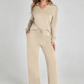 Conjunto Doralice™ com Blusa Gola V e Calça Reta de Malha Premium / Conforto Atemporal com Estilo que Abraça a Mulher Moderna!