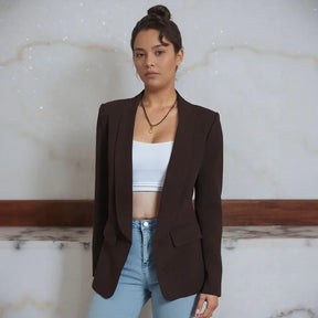 Blazer Amanda™ de Alfaiataria com Lapela Clássica / Do Casual ao Poder: A Peça que Eleva Qualquer Produção!