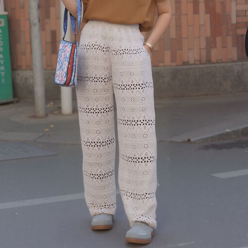 Calça Floralis™ em Renda Laise de Algodão / Elegância Fresca e Exclusiva em Cada Detalhe!