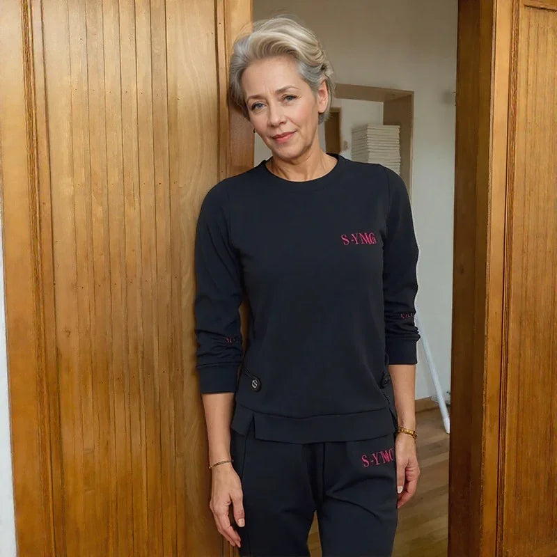 Conjunto Samira™ em Moletom com Estilo Casual e Bordado Delicado / Delicadeza e Estilo para Rotinas com Personalidade