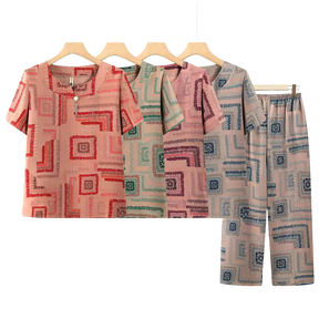 Conjunto Harmonia™ com Estampa Retrô-Chic / O Equilíbrio Perfeito Entre Estilo e Conforto Diário!