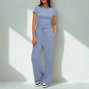 Conjunto Amália™ em Malha Premium de Algodão Misto / O Aconchego Chic Perfeito para Viagens, Passeios e Momentos de Bem-Estar!